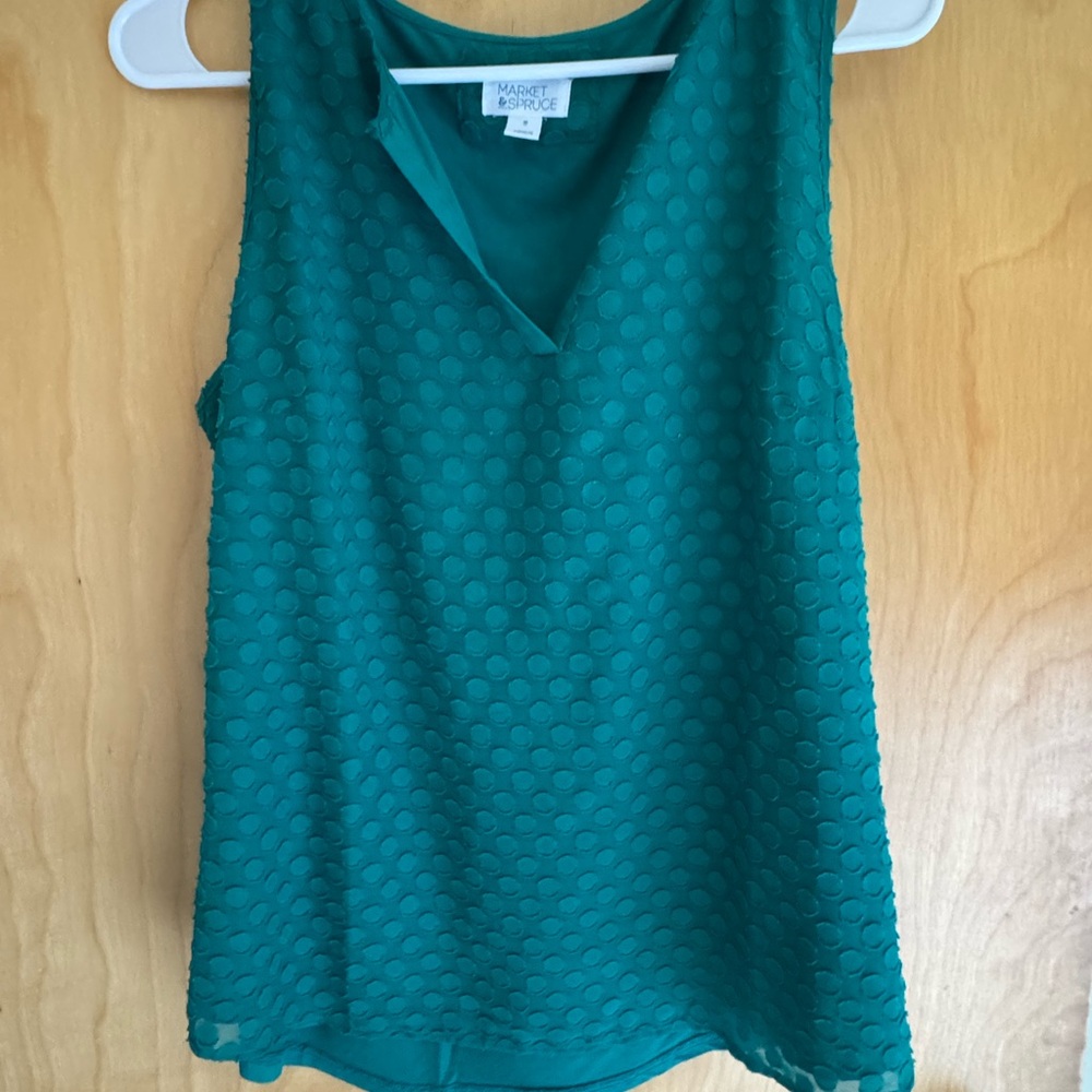 Market & Spruce Green Tank Top with Textured Pattern